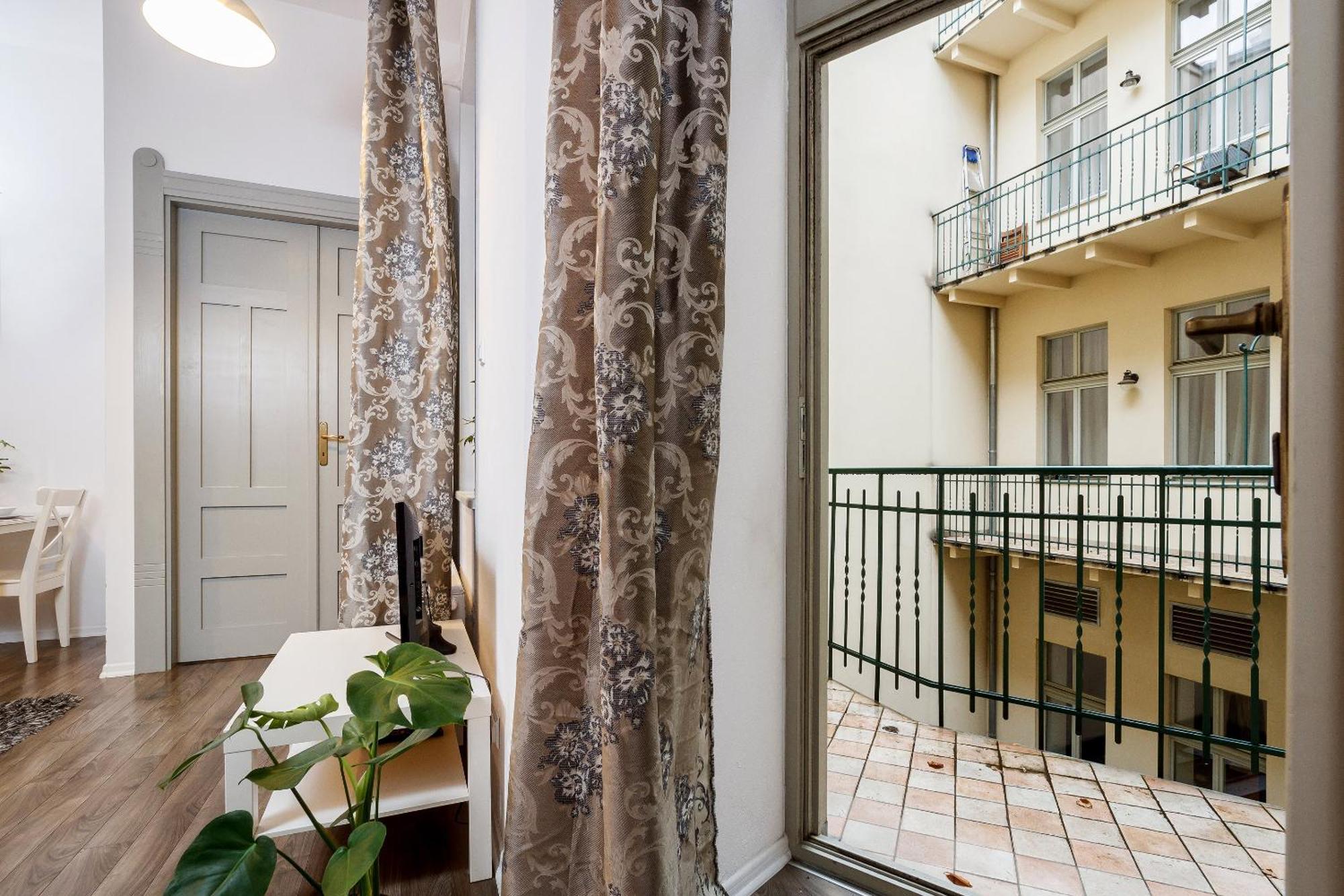 Apartmán Main Station - 8 Rakowicka Street Krakov Exteriér fotografie